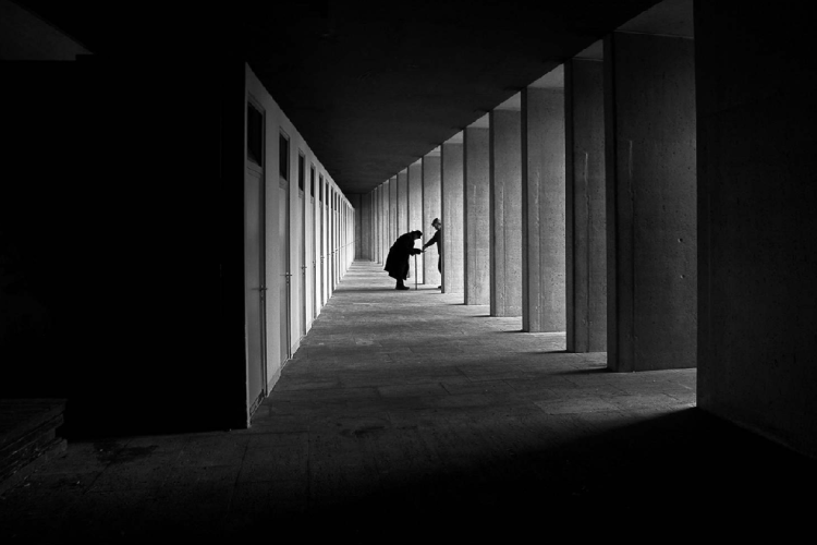 RACKI Neda - A Beggar