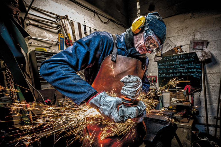 BERTIN Jean-Claude - Faire Des Étincelles - Meilur auteur 2025 Best author